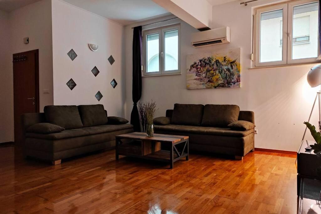 Spacious Apartment Near City Center And The Beach Split Zewnętrze zdjęcie