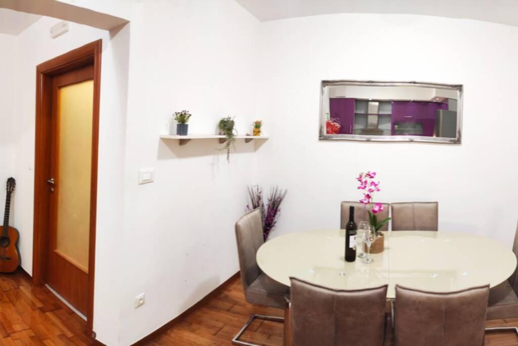 Spacious Apartment Near City Center And The Beach Split Zewnętrze zdjęcie